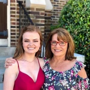 Meet your Posher, Debbie